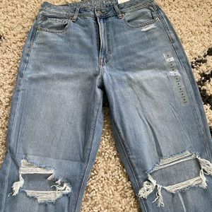 American Eagle Mom Jeans